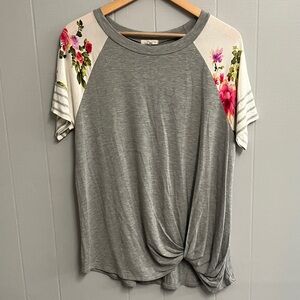 NWT E Luna Gray and Floral Blouse Large